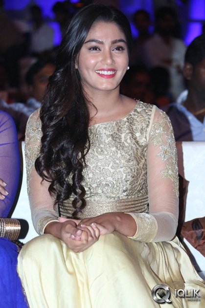 Sana-Maqbool-at-Dikkulu-Choodaku-Ramayya-Movie-Audio-Launch